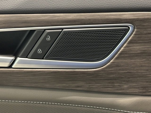 New 2026 Volkswagen Atlas SEL image 17