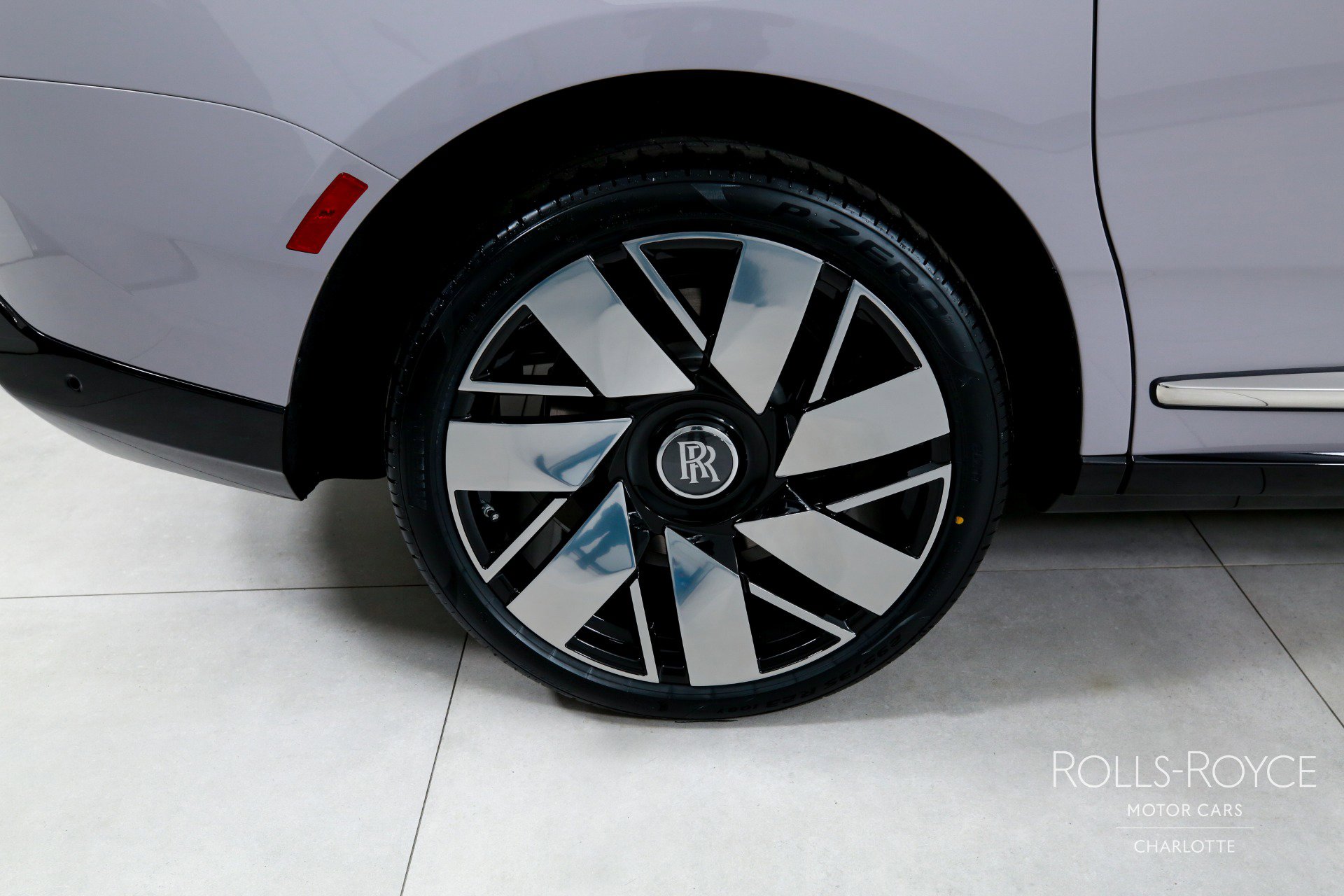 New 2026 Rolls-Royce Cullinan image 38