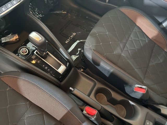 Used 2018 Nissan Kicks SR FWD image 21