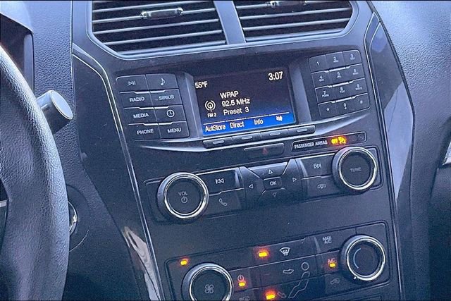 Used 2019 Ford Explorer XLT image 9