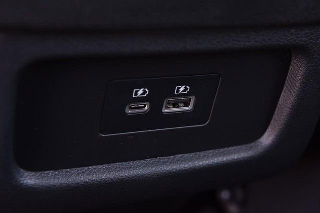 Certified 2025 Nissan Pathfinder SL w/ SL Premium Package image 28