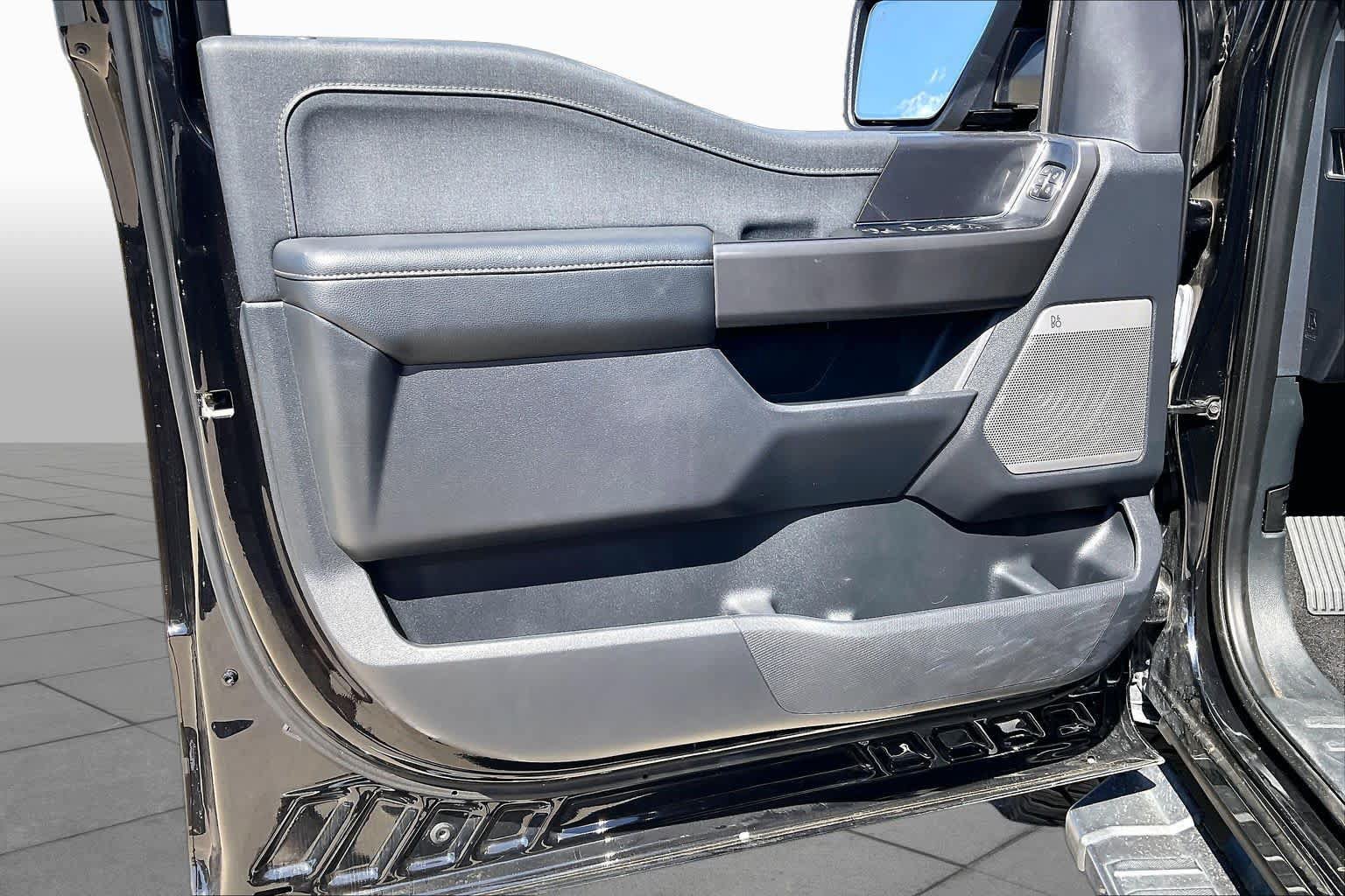 Used 2024 Ford F150 Lariat w/ Bed Utility Package AWD/4WD image 21