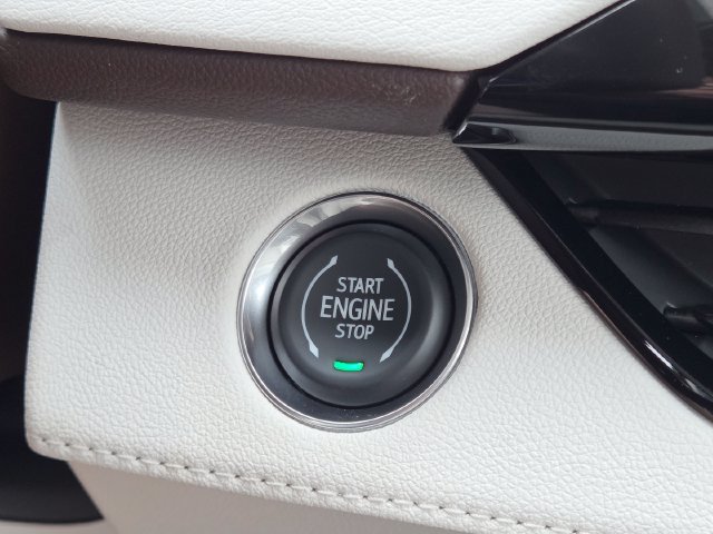New 2026 Buick Enclave Avenir w/ Super Cruise Package AWD/4WD image 17