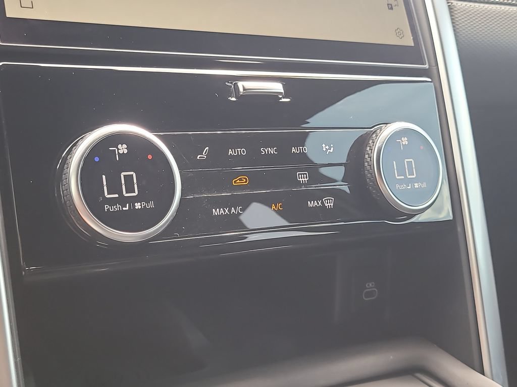 Used 2023 Land Rover Discovery S R-Dynamic AWD/4WD image 27