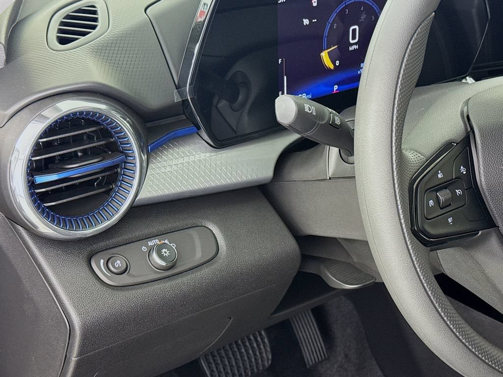New 2026 Chevrolet Trax LT FWD image 10
