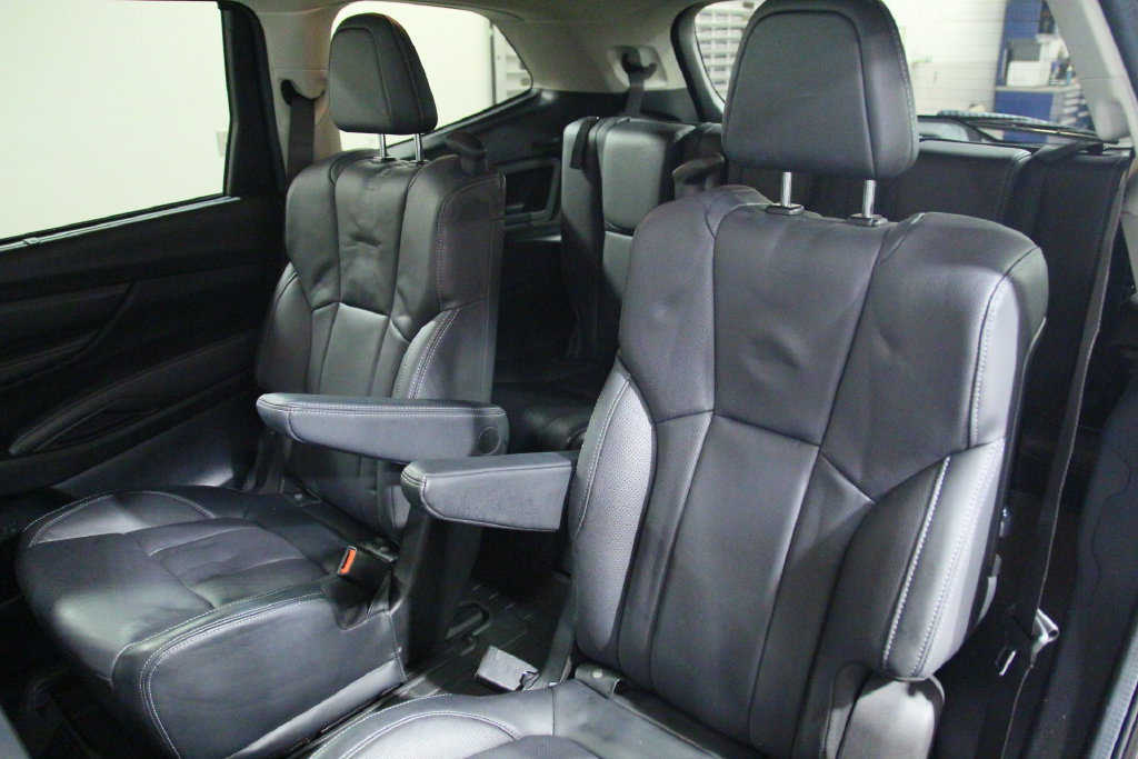 Used 2024 Subaru Ascent Limited w/ Technology Package AWD/4WD image 27