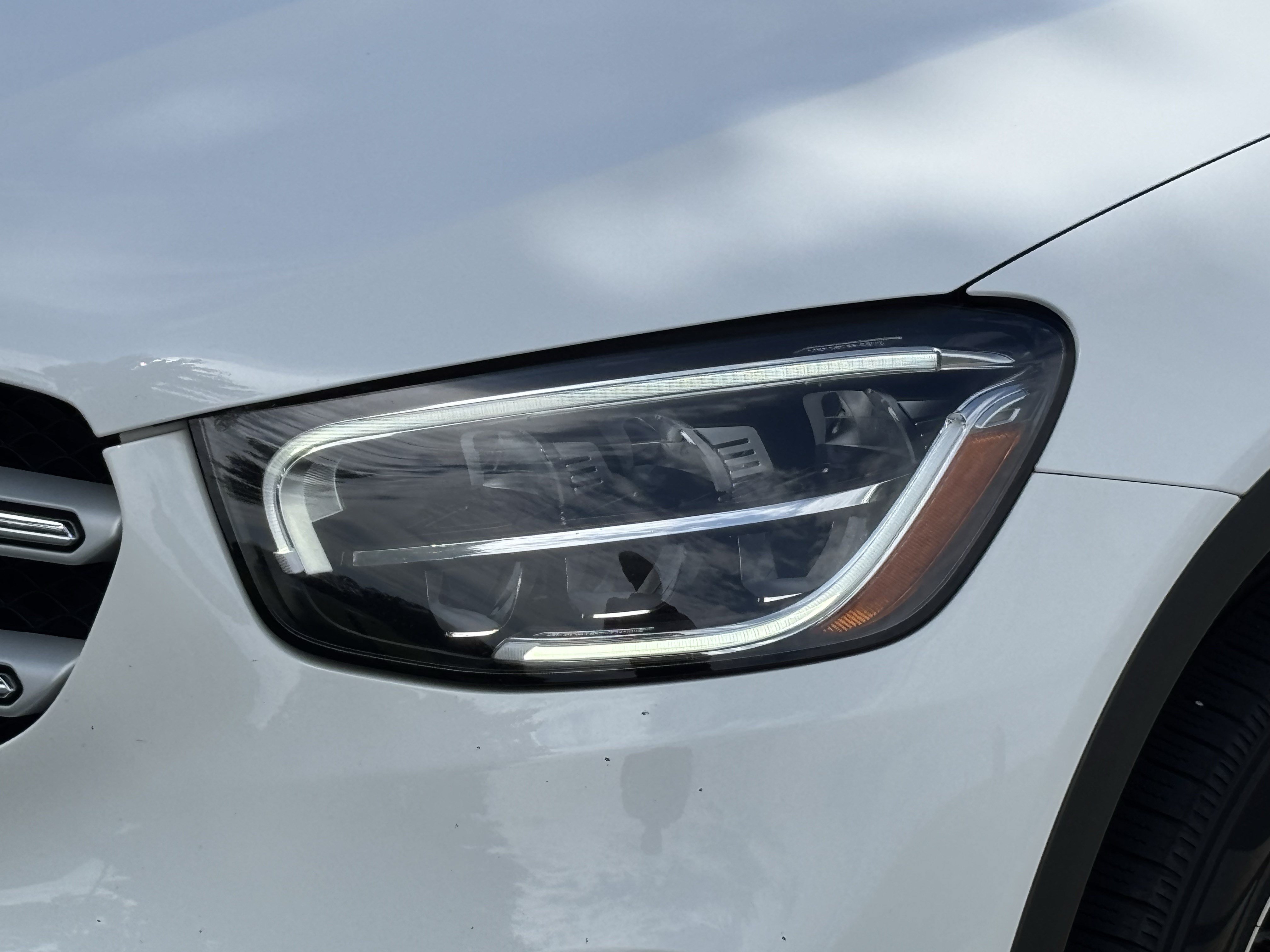 Used 2020 Mercedes-Benz GLC 300 4MATIC image 6