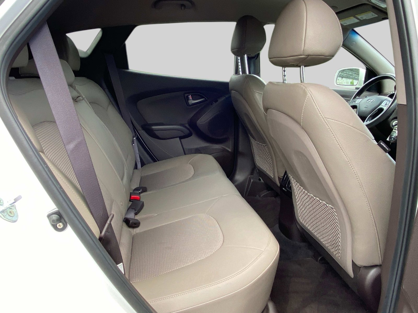 Used 2015 Hyundai Tucson SE AWD/4WD image 6