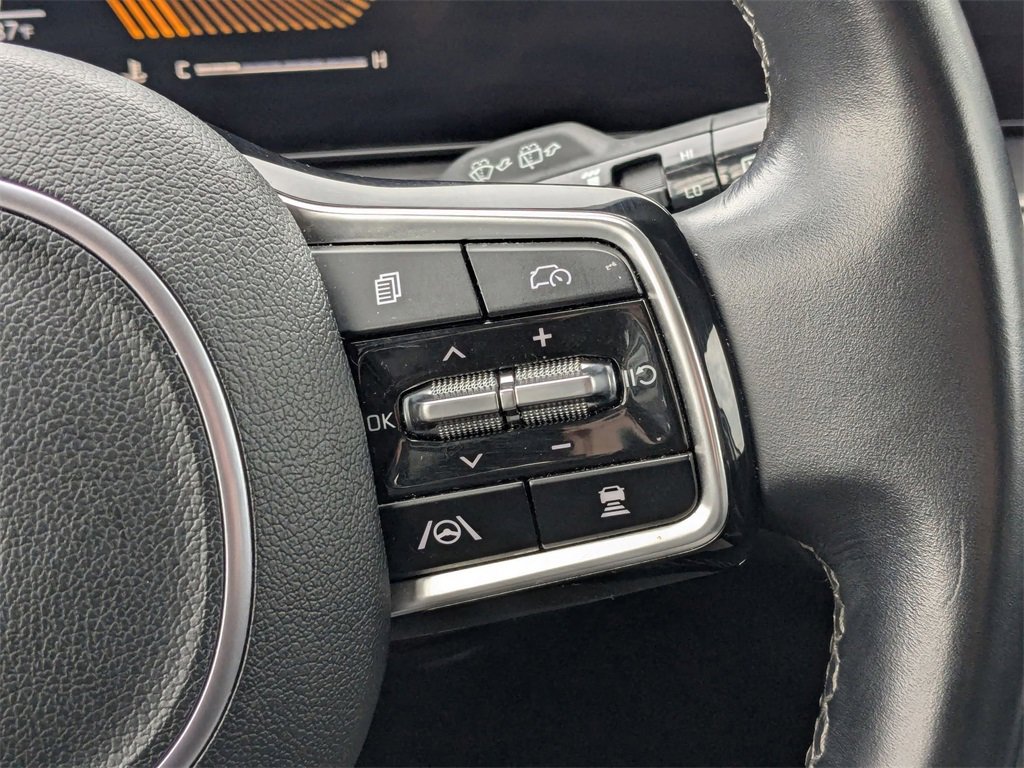 Used 2024 Kia Sorento S image 23