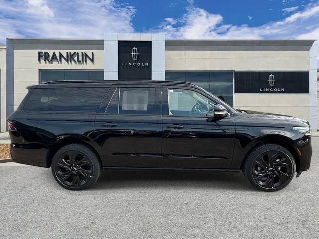 New 2027 Lincoln Navigator L Reserve w/ Jet Appearance Package AWD/4WD image 8