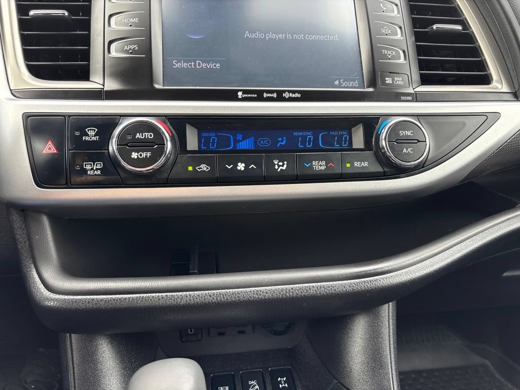 Used 2019 Toyota Highlander SE AWD/4WD image 34