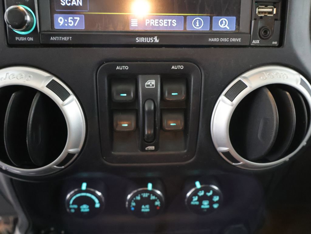 Used 2015 Jeep Wrangler Unlimited Sahara w/ Trailer Tow Group AWD/4WD image 25