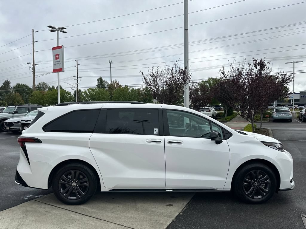 Certified 2026 Toyota Sienna XSE AWD/4WD image 6