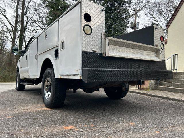 Used 2004 Ford F350 XL image 22