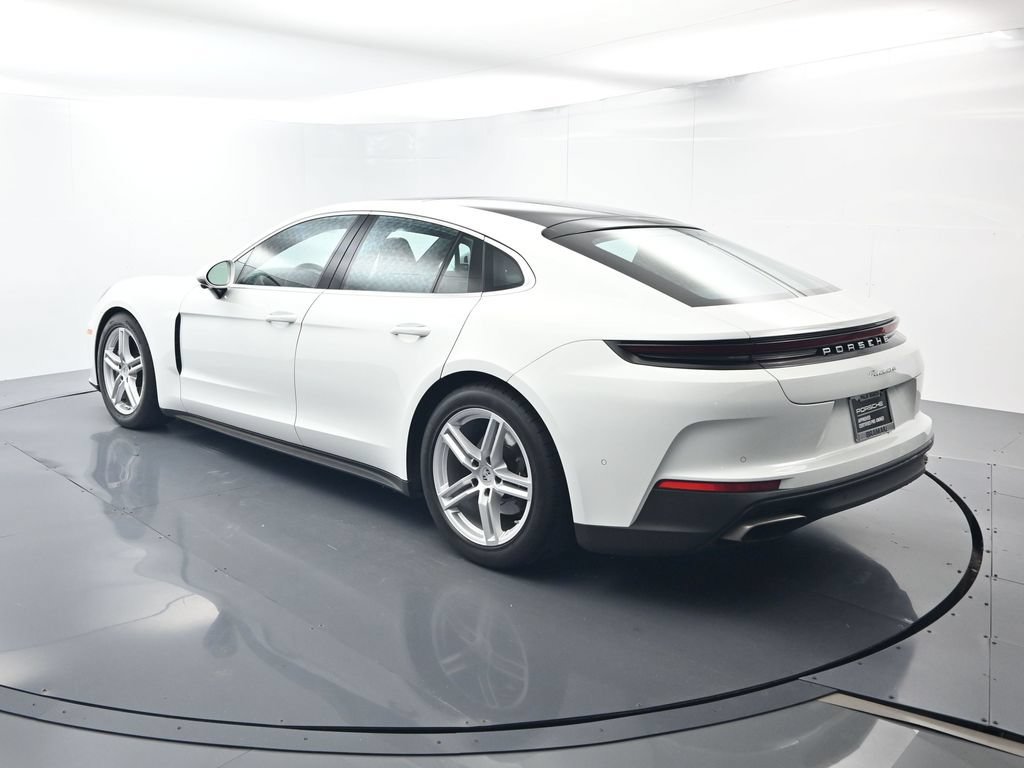 Certified 2025 Porsche Panamera RWD image 3