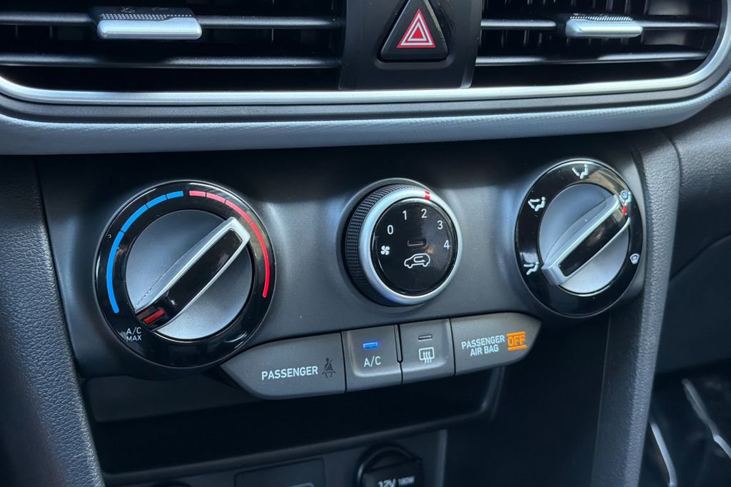 Used 2020 Hyundai Kona SEL FWD image 17