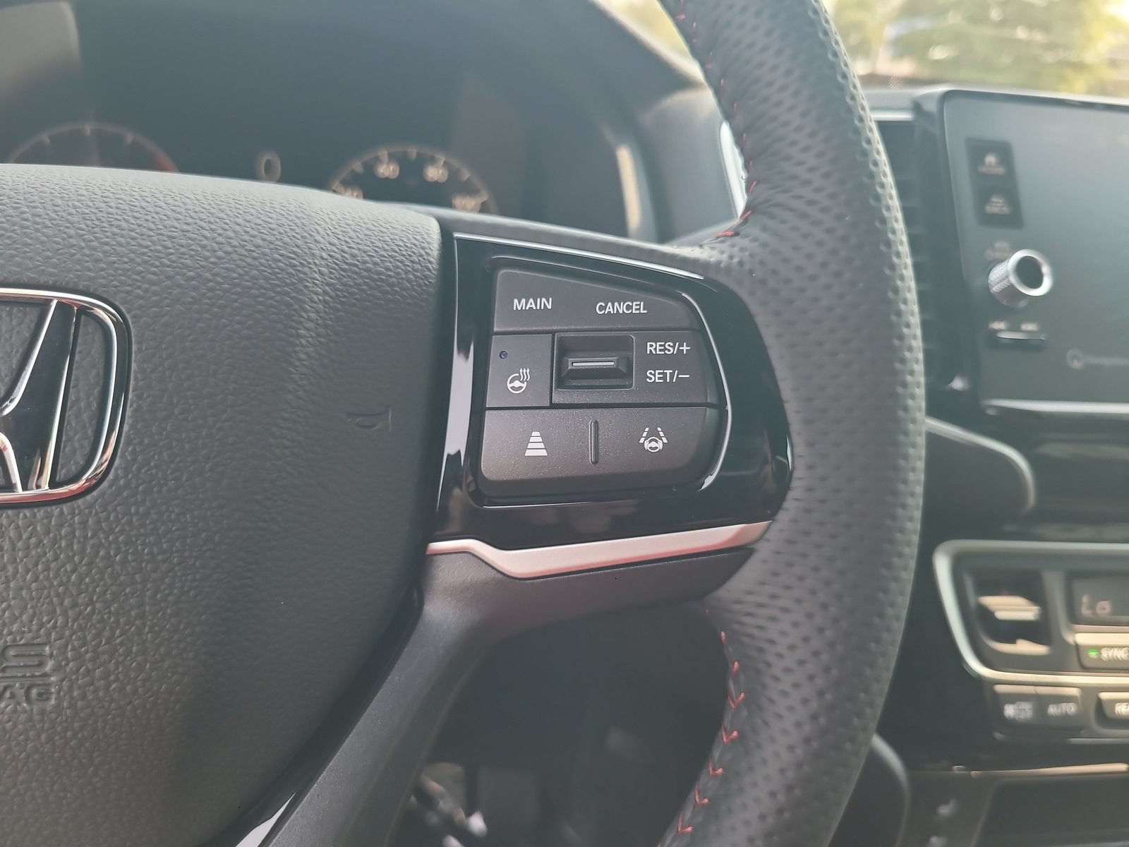 New 2026 Honda Ridgeline Black Edition image 15