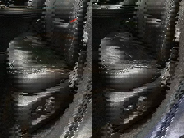 Used 2017 Ford Taurus SEL w/ Equipment Group 201A image 13