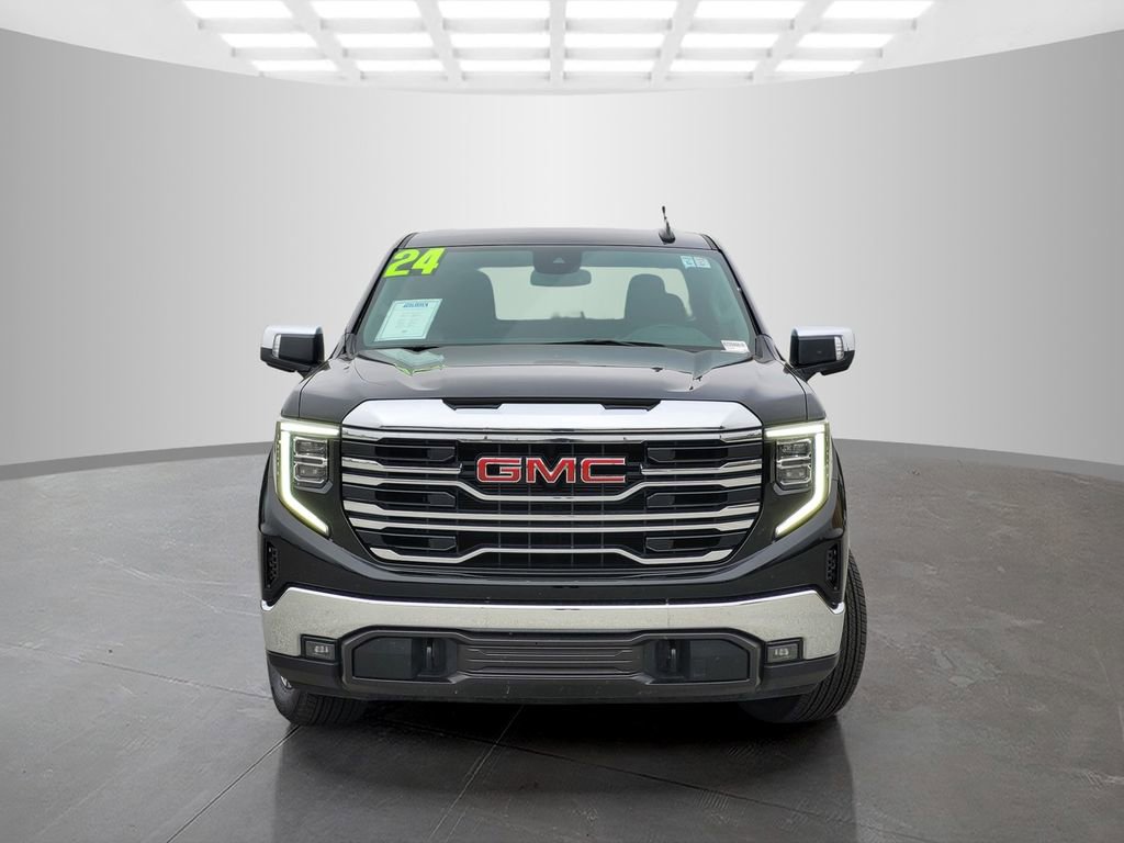 Used 2024 GMC Sierra 1500 SLT AWD/4WD image 2