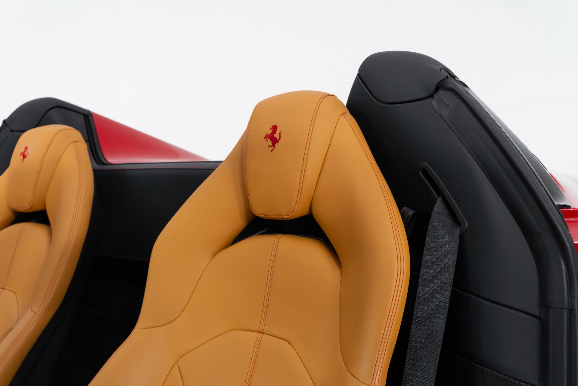 Used 2021 Ferrari F8 Tributo image 18