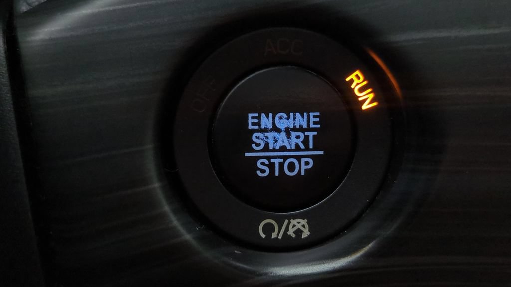 Used 2021 Jeep Grand Cherokee Freedom Edition AWD/4WD image 23