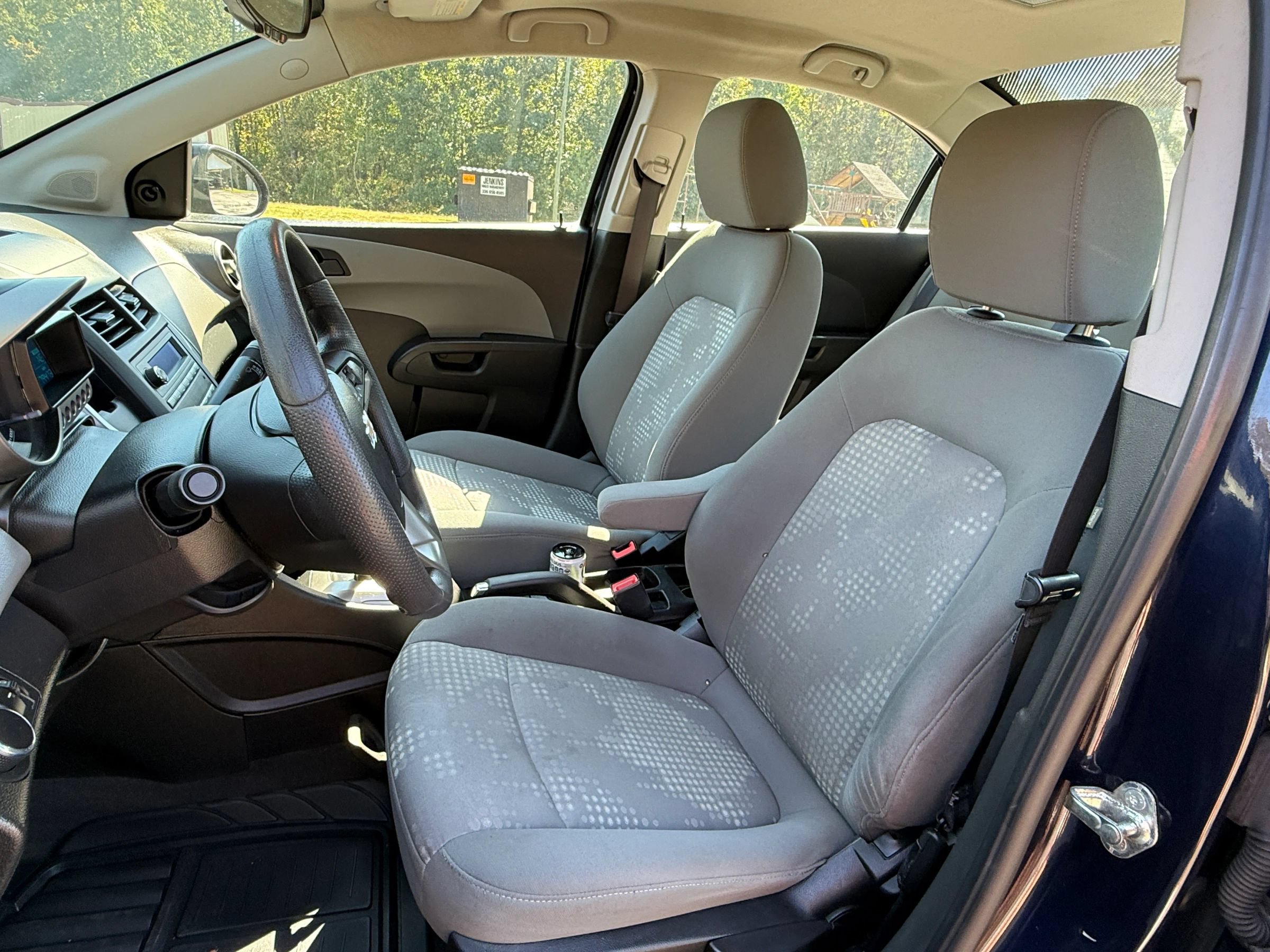 Used 2016 Chevrolet Sonic LS FWD image 2