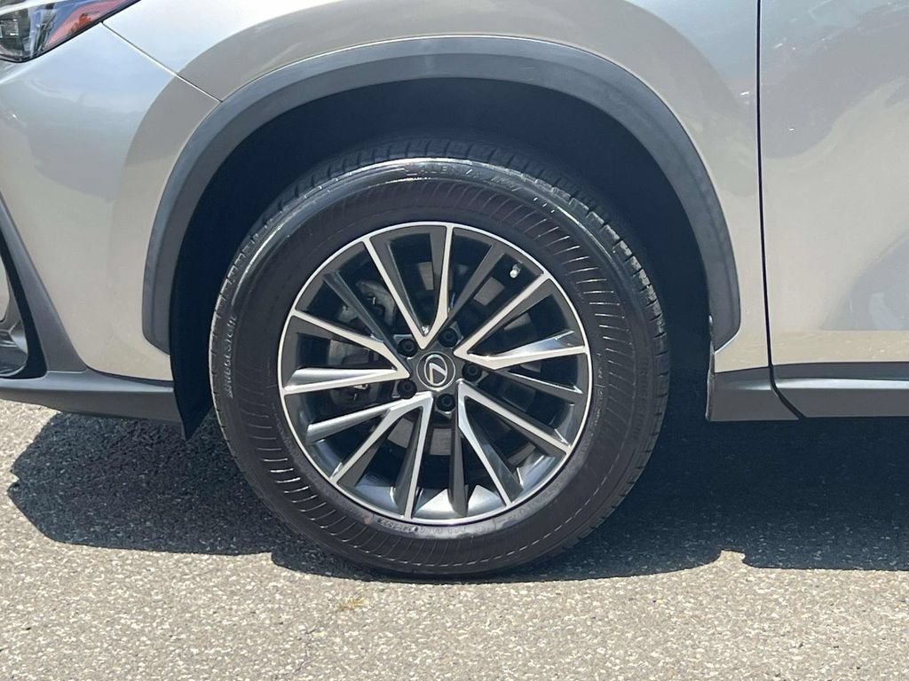 Certified 2022 Lexus NX 350h AWD w/ Towing Package (2000 Lbs) image 10