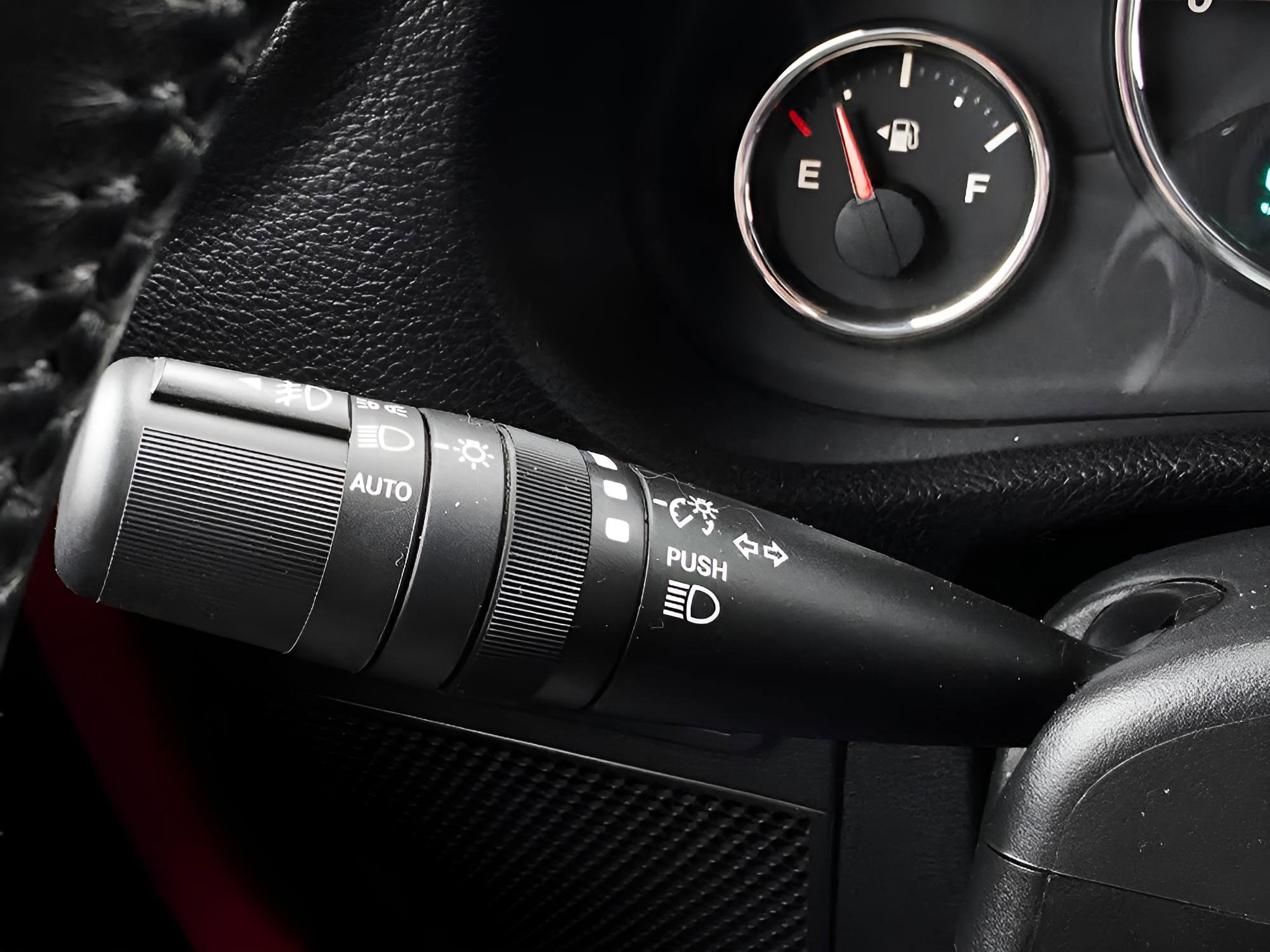 Used 2014 Jeep Wrangler Rubicon w/ Power Convenience Group image 21