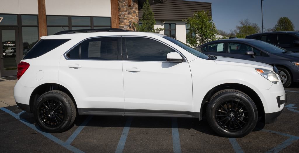 Used 2015 Chevrolet Equinox LT image 12