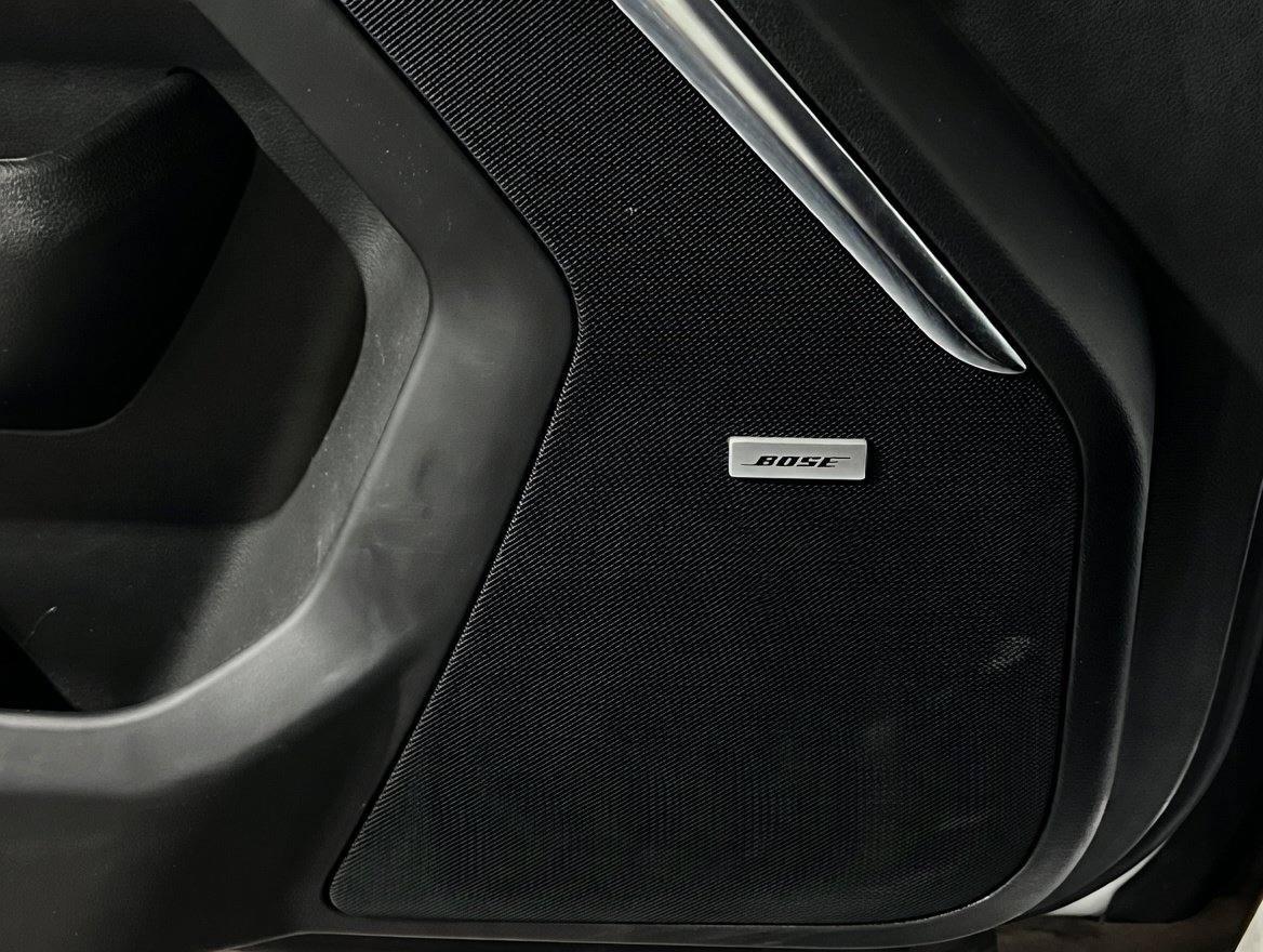 Used 2024 GMC Yukon Denali RWD image 15