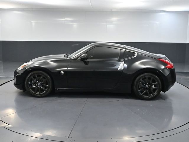 Used 2016 Nissan 370Z Coupe image 9
