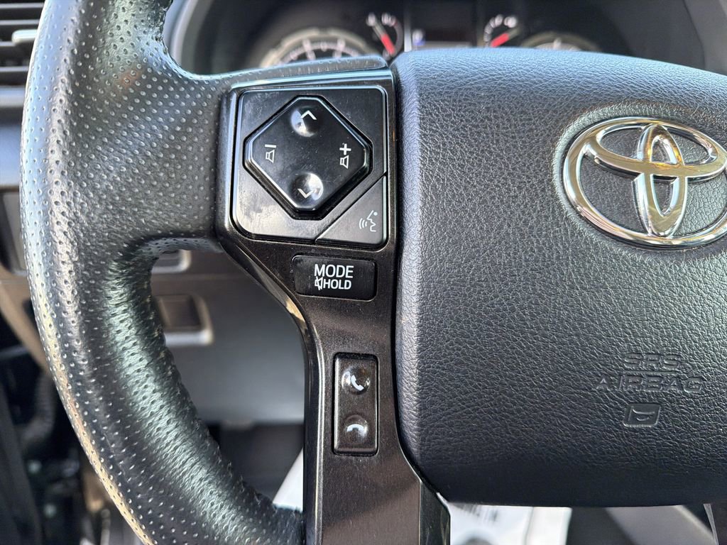 Used 2020 Toyota 4Runner TRD Off-Road Premium w/ Moonroof Package AWD/4WD image 19