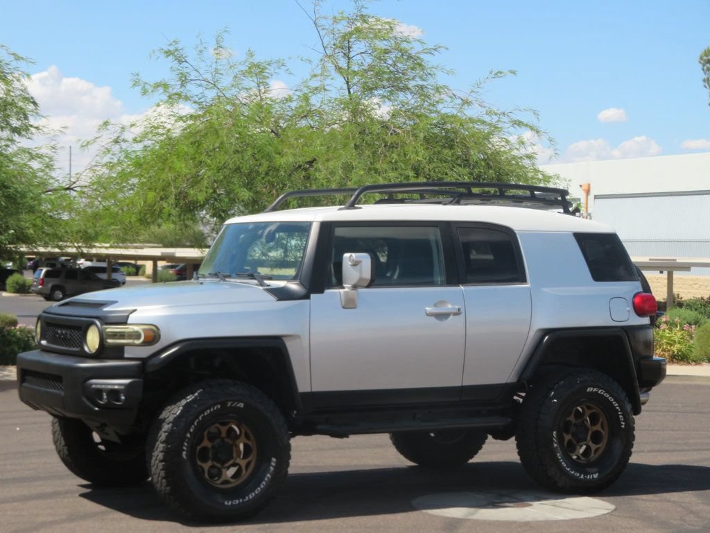 Used 2007 Toyota FJ Cruiser 4WD w/ Convenience Pkg image 1
