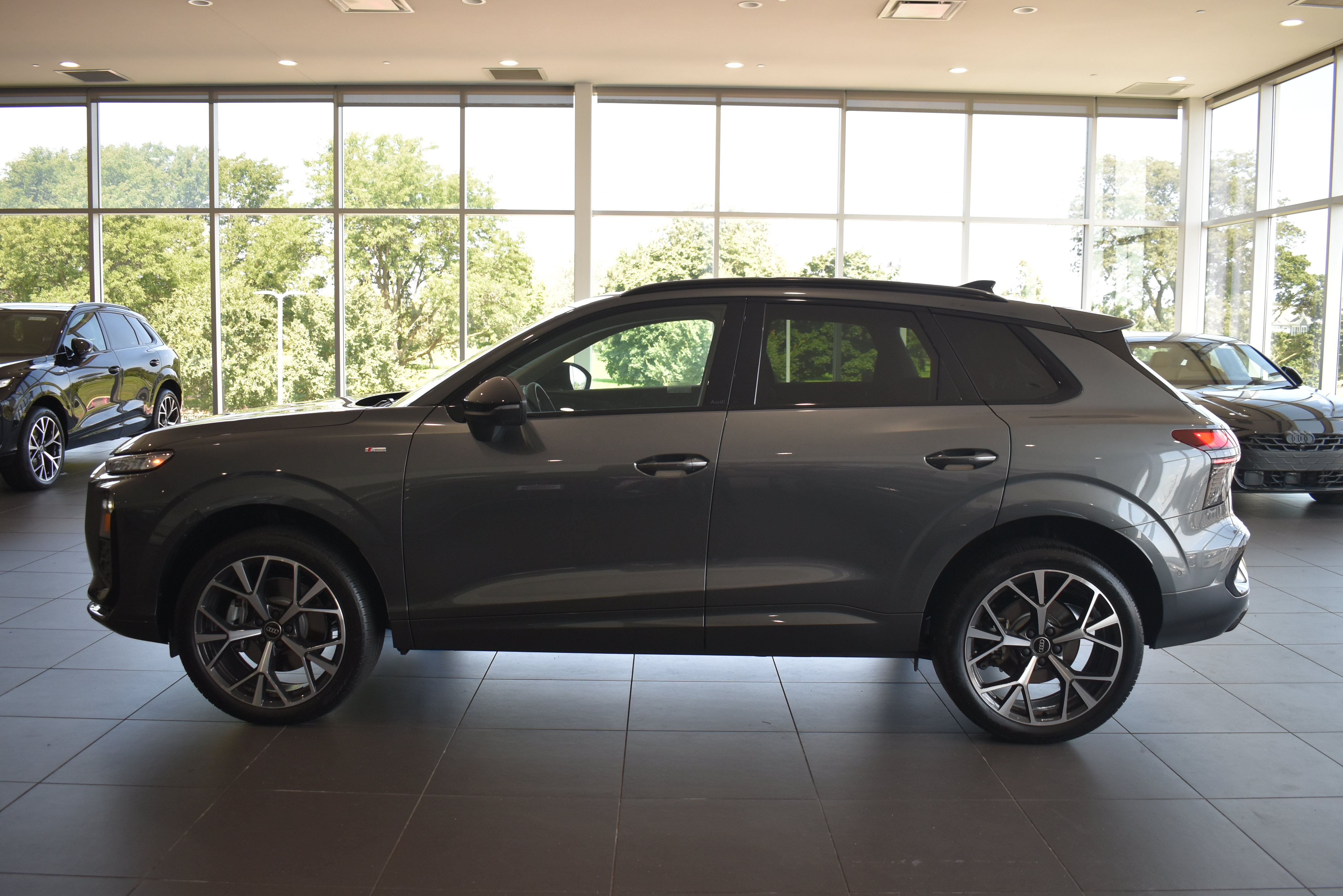 New 2026 Audi Q3 quattro 2.0T AWD/4WD image 4