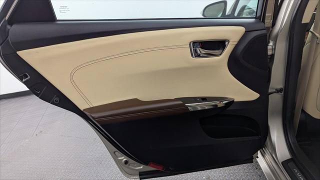 Used 2017 Toyota Avalon Limited FWD image 16