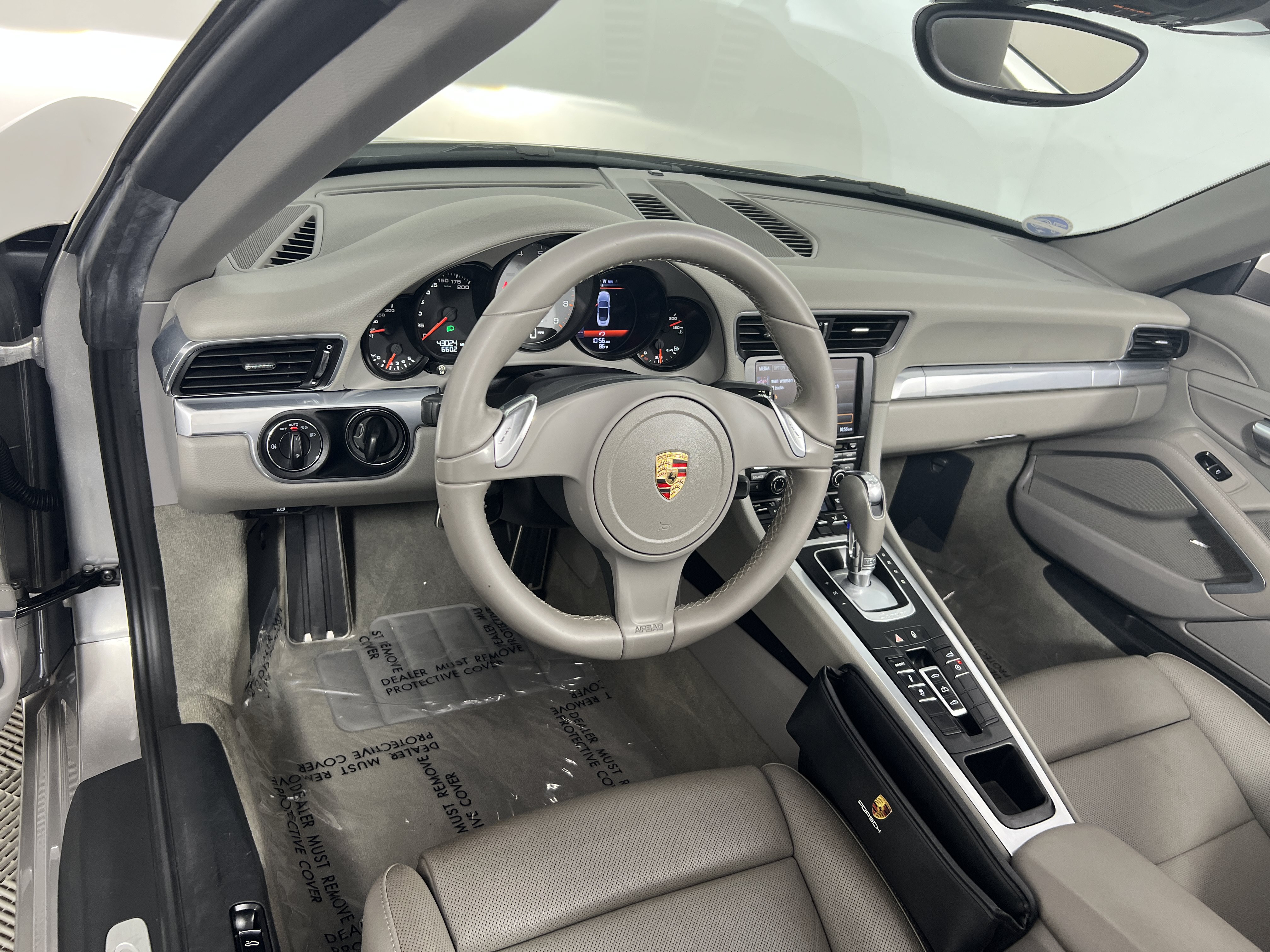 Used 2013 Porsche 911 Carrera S RWD image 4