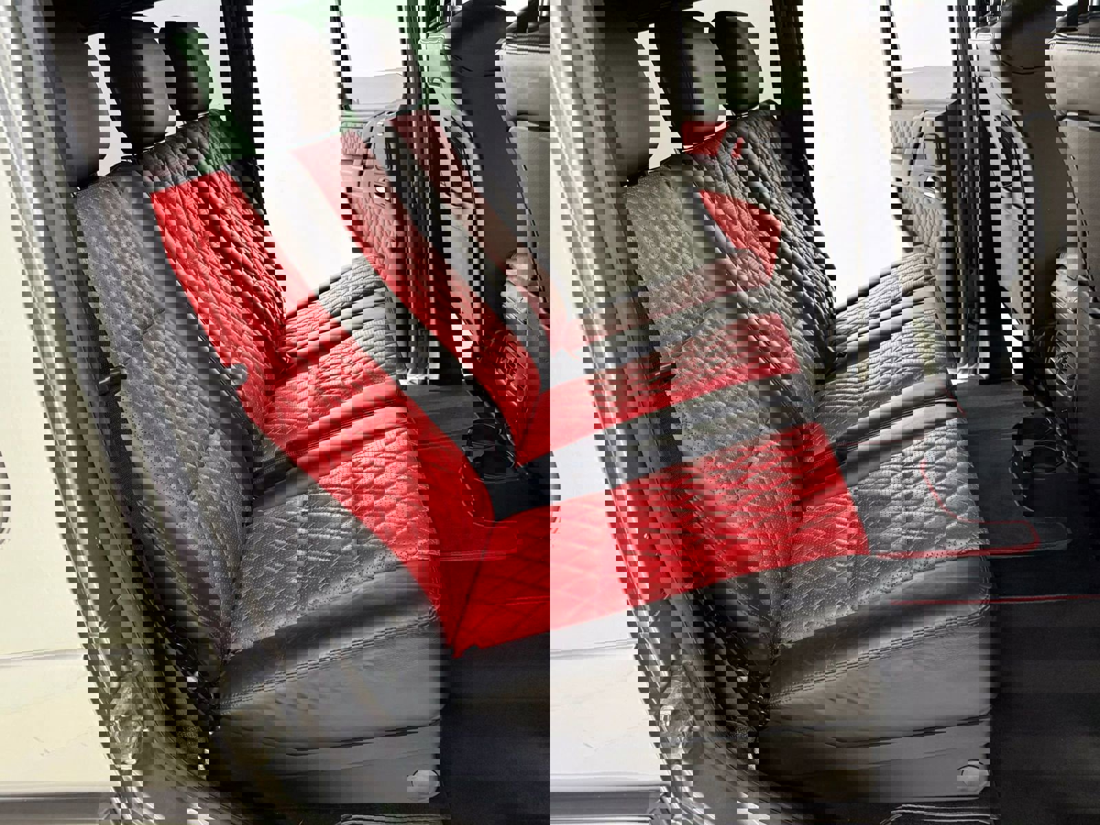 Used 2014 Mercedes-Benz G 63 AMG 4MATIC image 35