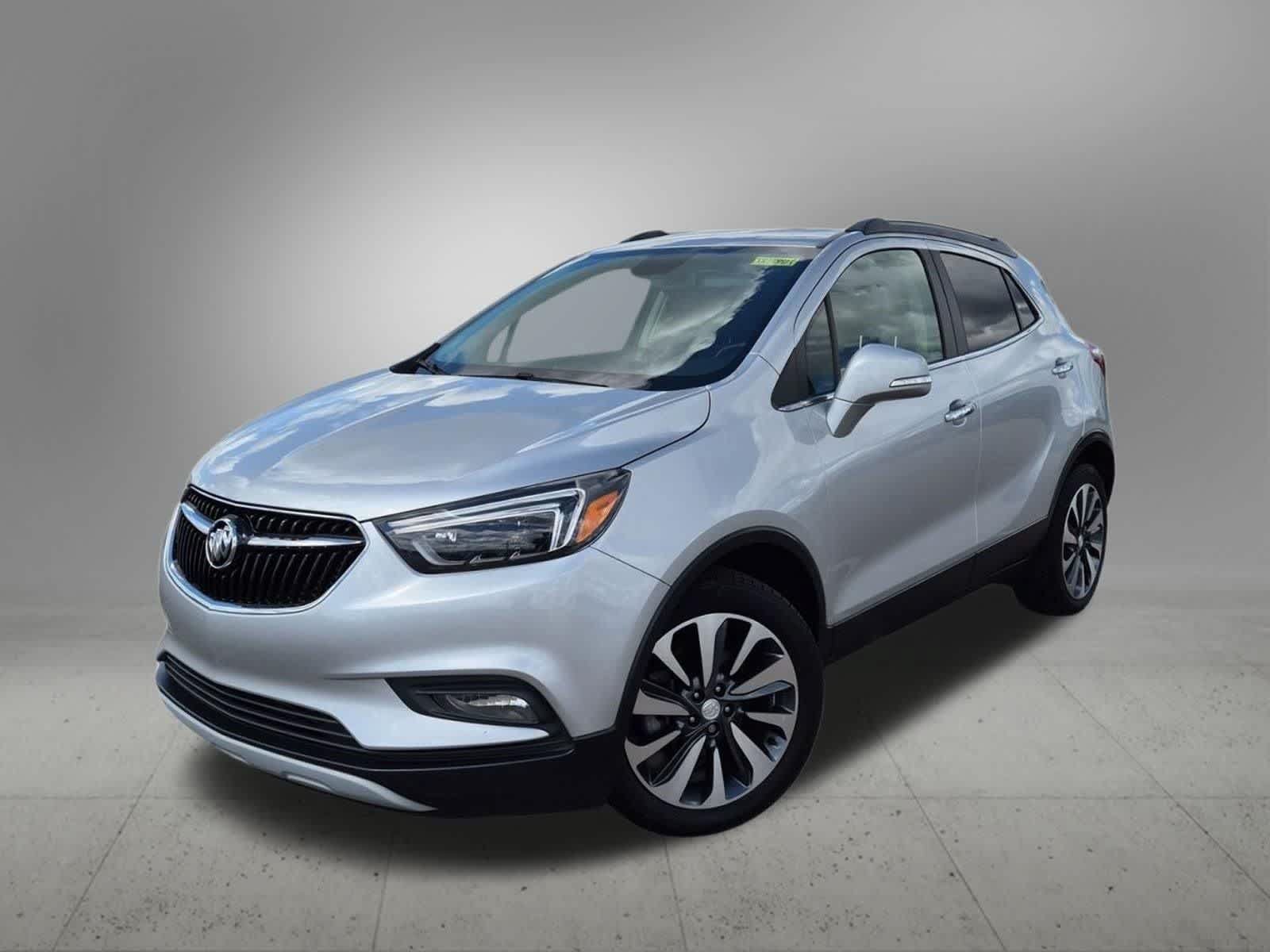 Used 2018 Buick Encore Essence FWD image 1
