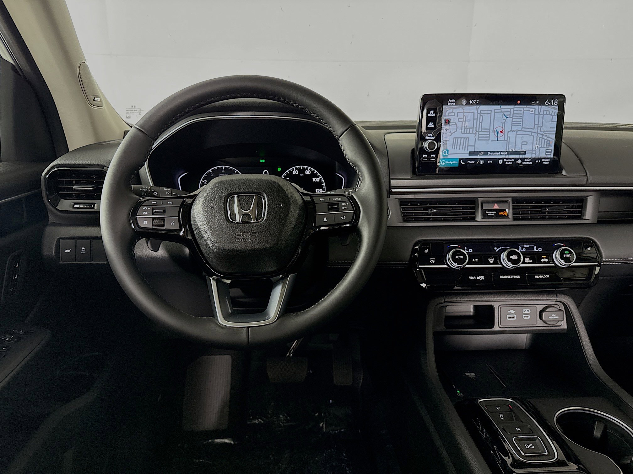 New 2025 Honda Pilot Touring image 28