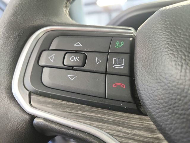 Used 2024 Jeep Wagoneer Series II AWD/4WD image 16