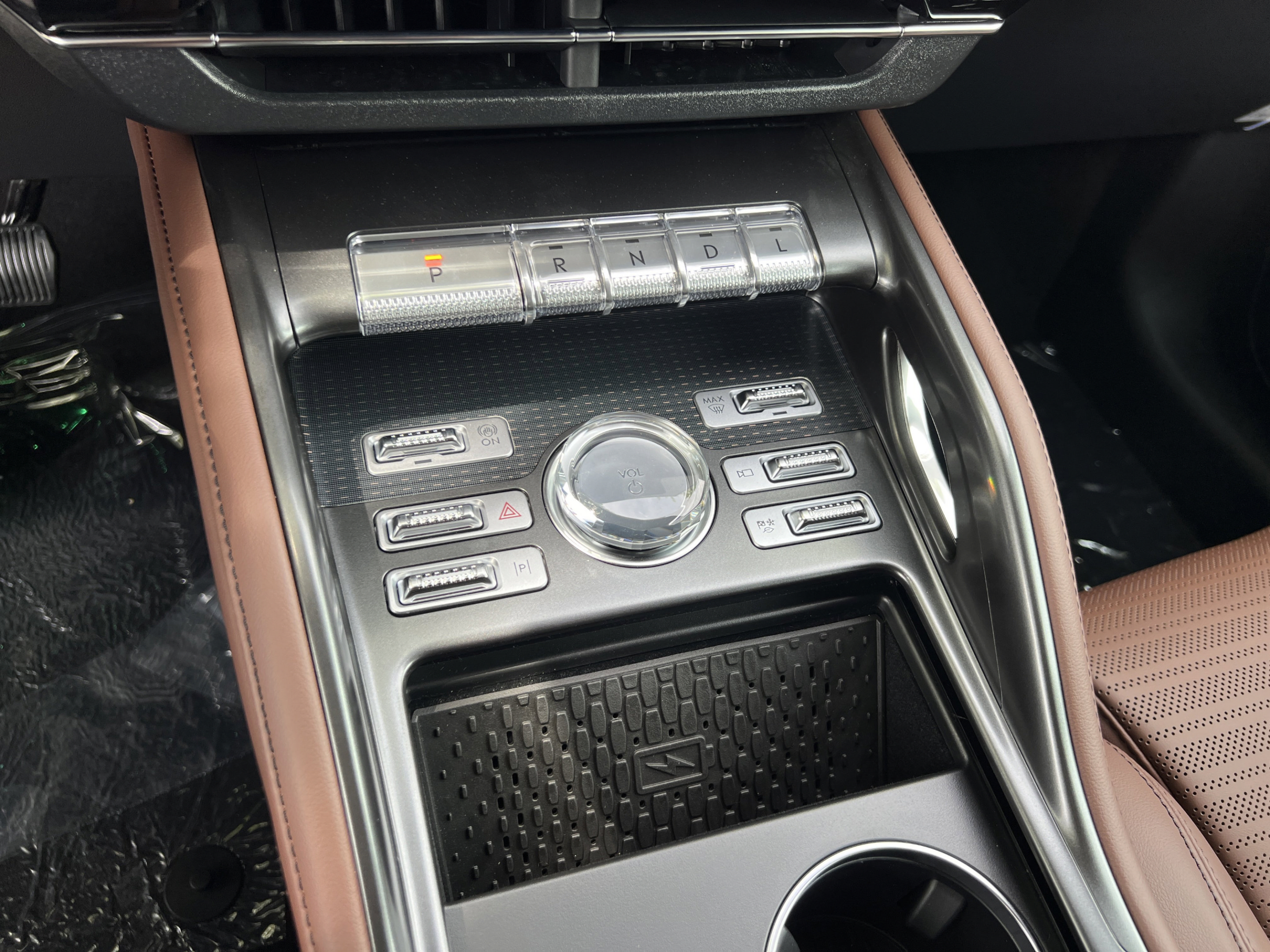 New 2026 Lincoln Nautilus Reserve AWD/4WD image 16