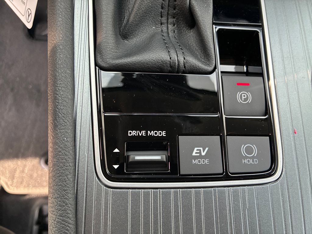 New 2026 Toyota Sienna XLE image 37