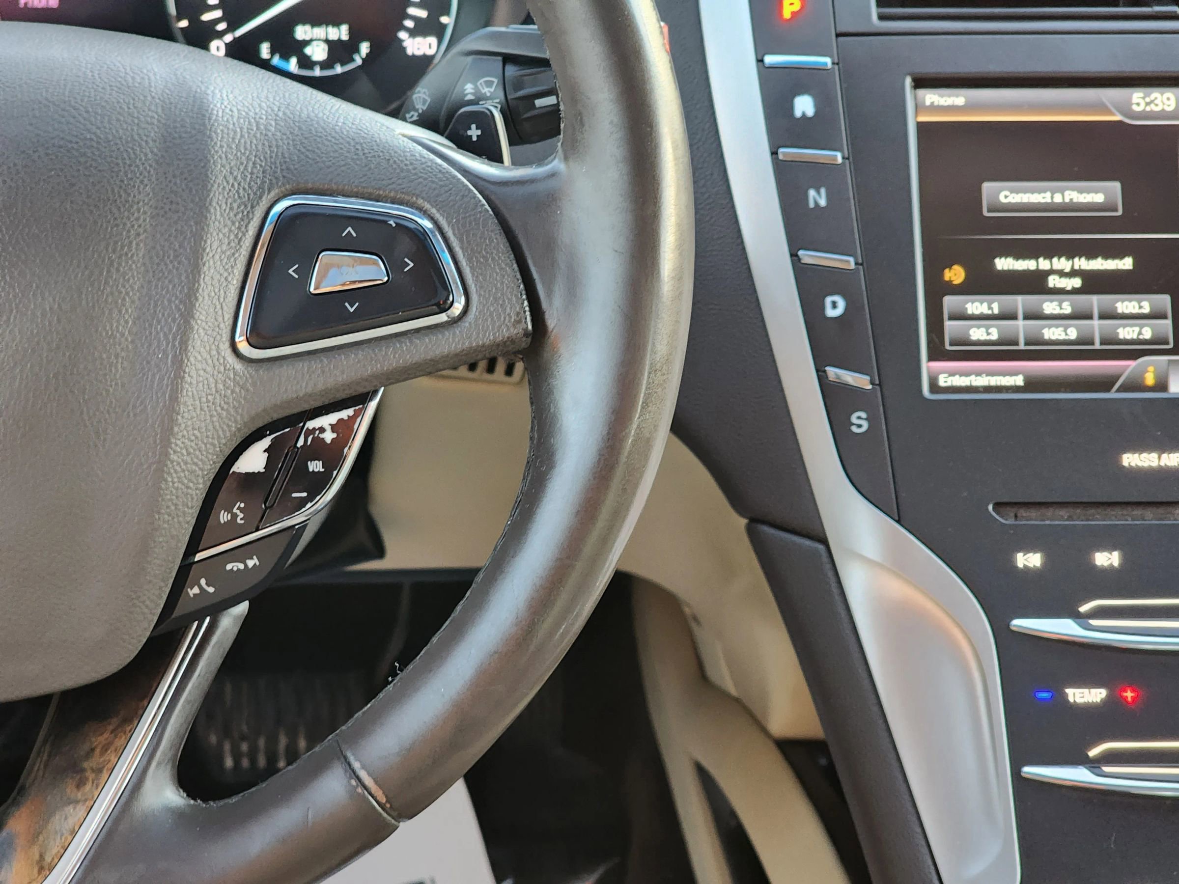 Used 2015 Lincoln MKZ w/ Equipment Group 102A Reserve FWD image 13