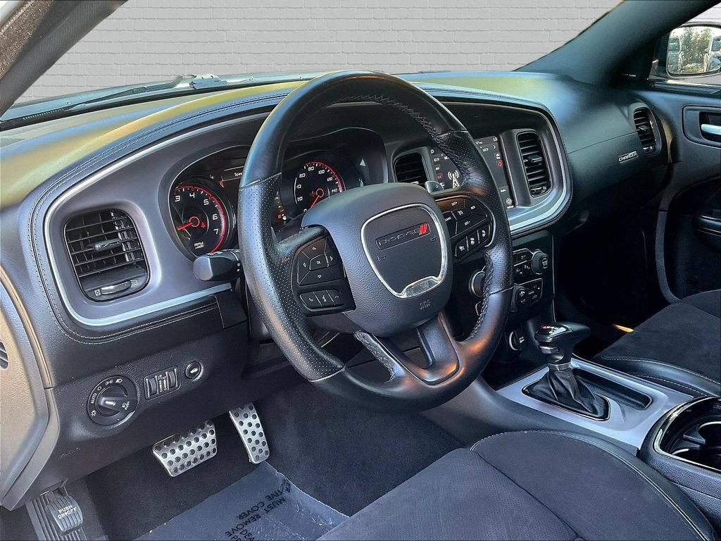 Used 2022 Dodge Charger R/T w/ Plus Group RWD image 13