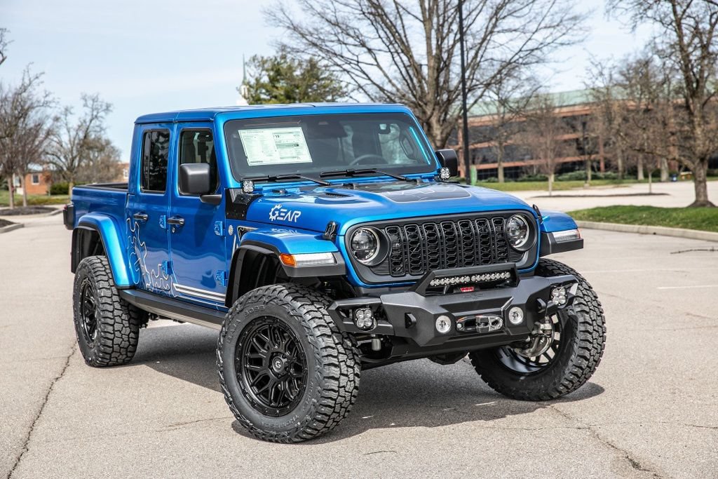 New 2026 Jeep Gladiator Rubicon w/ Safety Group AWD/4WD image 12