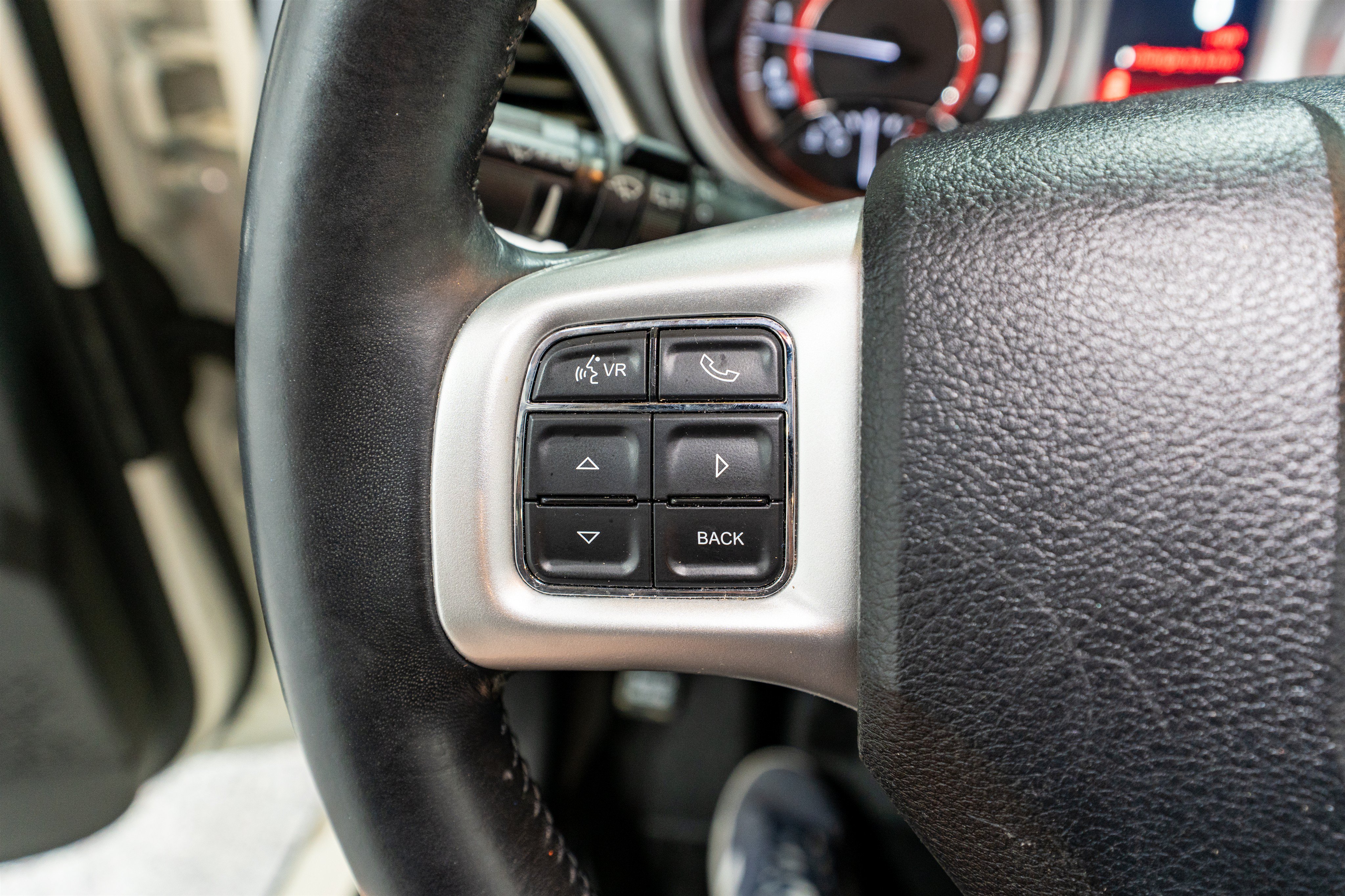 Used 2018 Dodge Journey SE w/ Popular Equipment Group FWD image 20