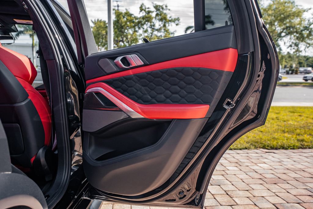 Used 2022 BMW X6 M w/ Competition Package image 38
