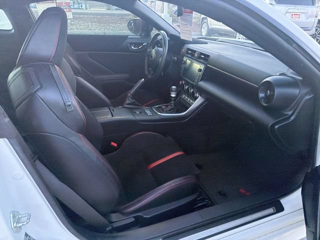 Used 2022 Subaru BRZ Limited w/ Popular Package #2 RWD image 24