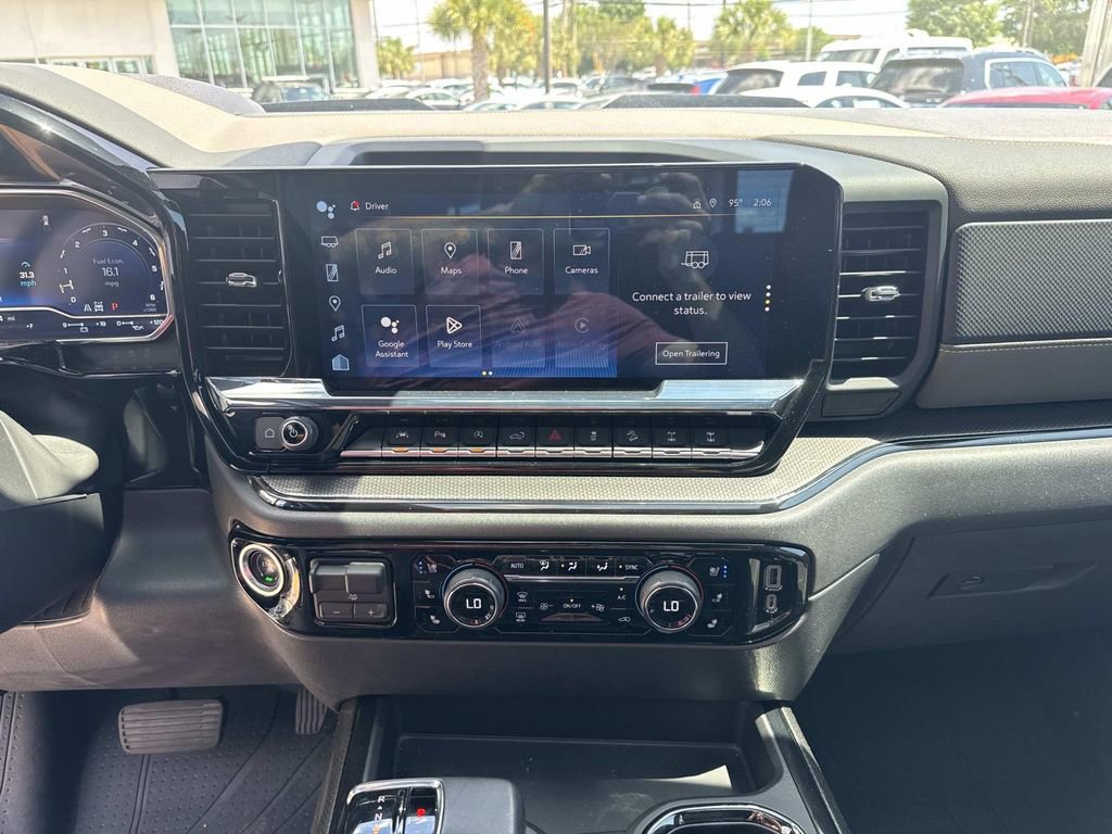 Used 2022 Chevrolet Silverado 1500 ZR2 w/ Technology Package image 25