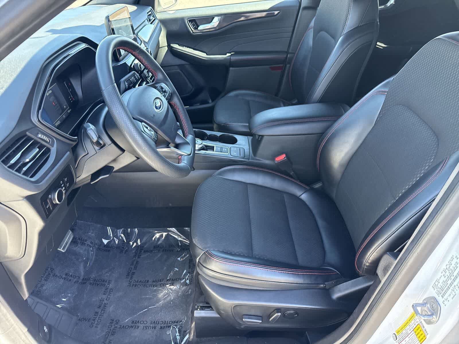 Used 2023 Ford Escape ST-Line AWD/4WD image 17